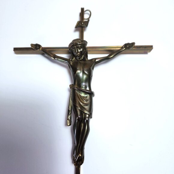 Vintage Metal Crucifix 11 3/4" Wall Hanging Jesus Religious Home Decor - Picture 1 of 7
